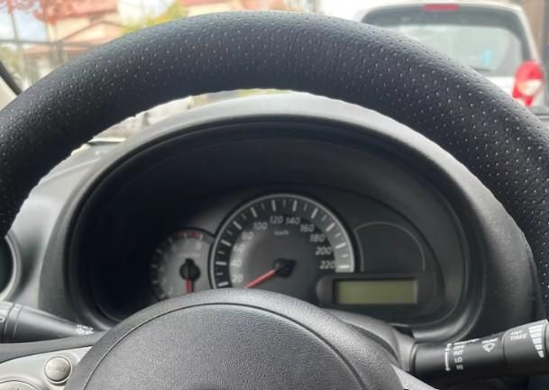 Universal Car Steering Wheel Cover – Stylish & Anti-Slip Grip