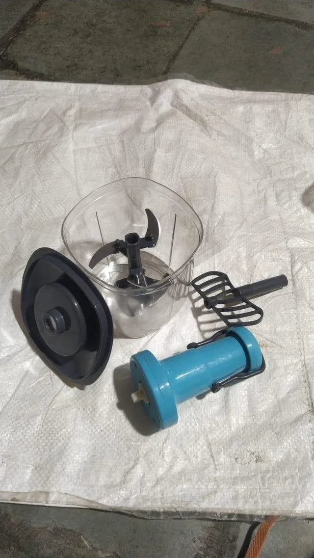 Manual Fruit & Vegetable Chopper – Stainless Steel Blade Kitchen Tool